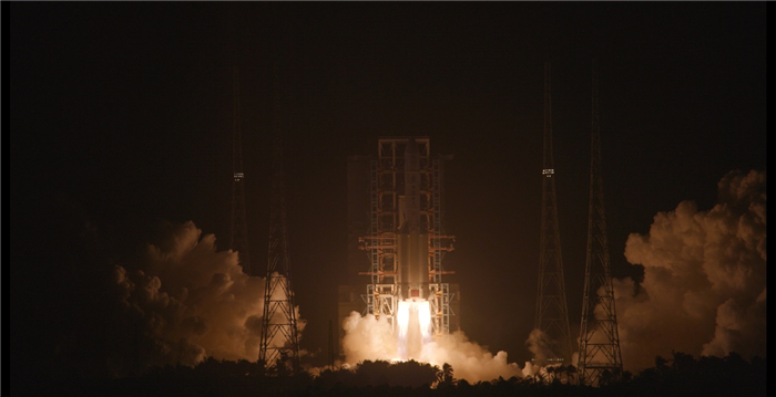 见证中国航天新壮举！荣威iMAX8成功完成嫦娥五号发射保障任务